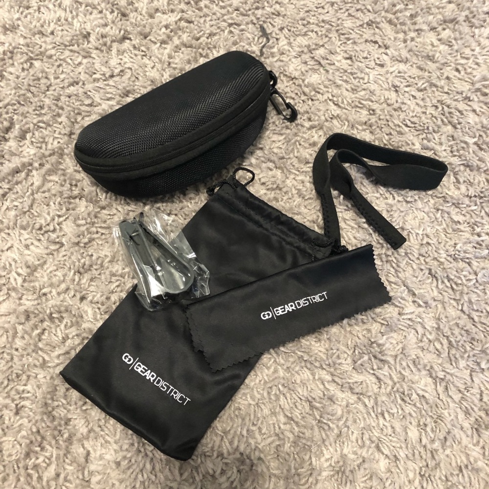 Sunglasses Case w/ Accessories